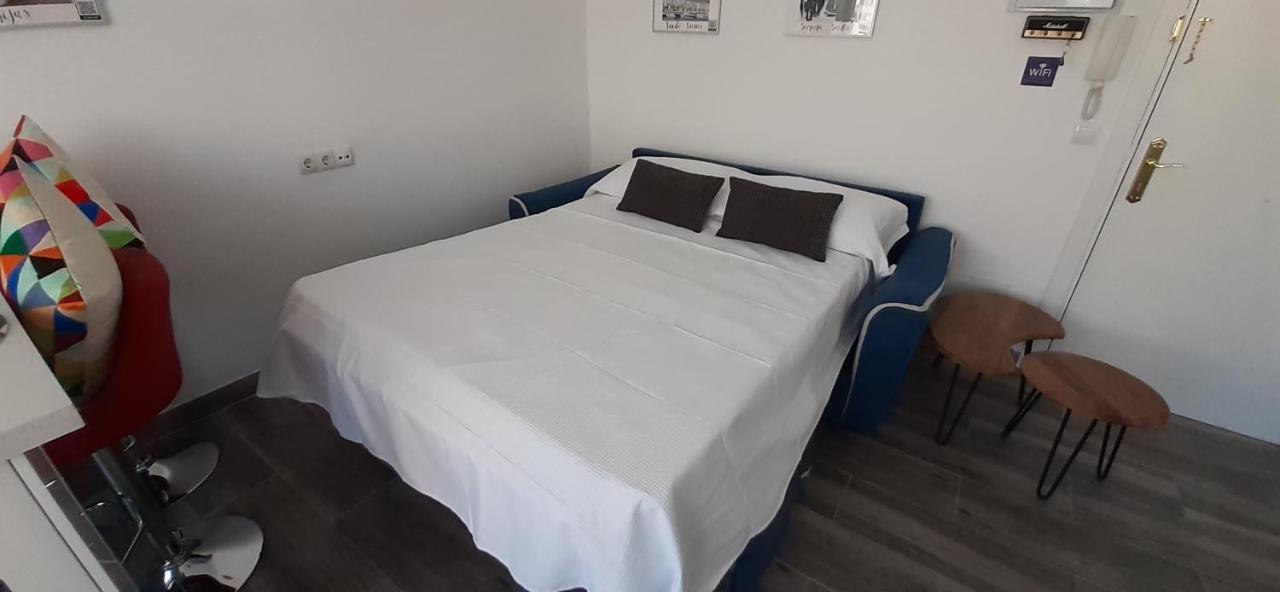 Torremolinos Suite Екстериор снимка