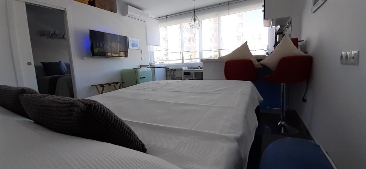 Torremolinos Suite Екстериор снимка